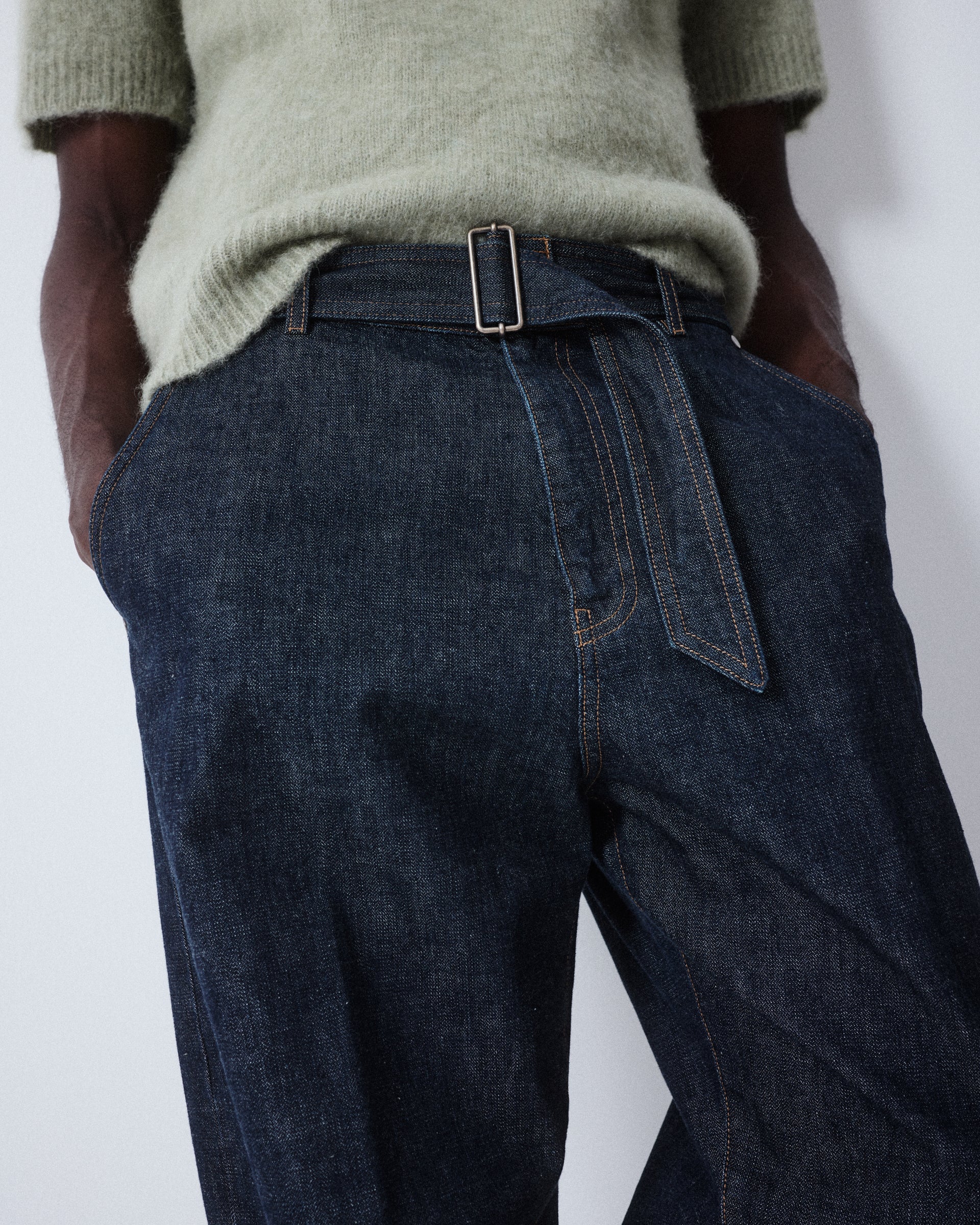 Pantalone over Odell in denim di cotone con cintura con fibbia. Blue - Denim