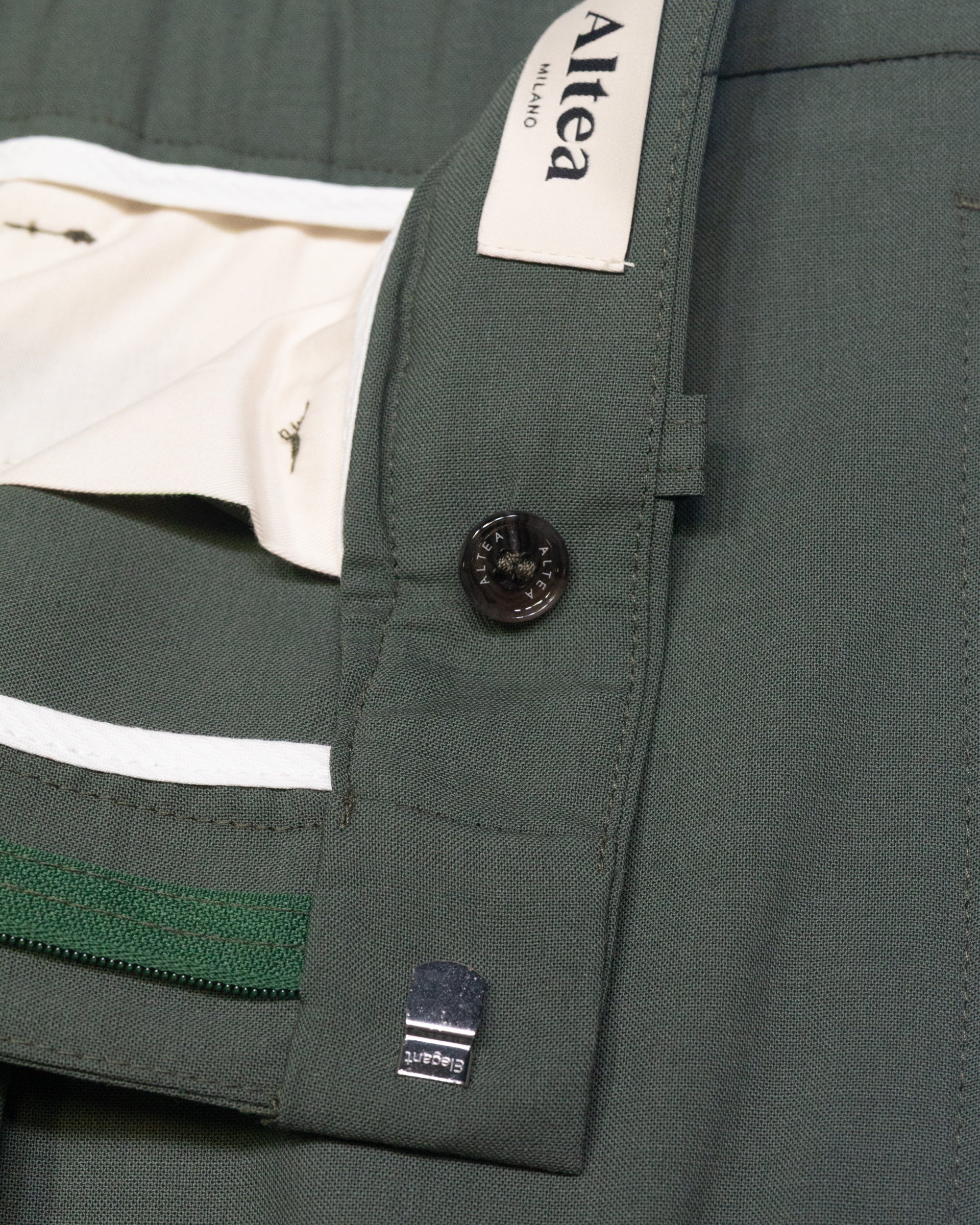 Pantalone chino Ronny in lana tecnica con pinces - Verde