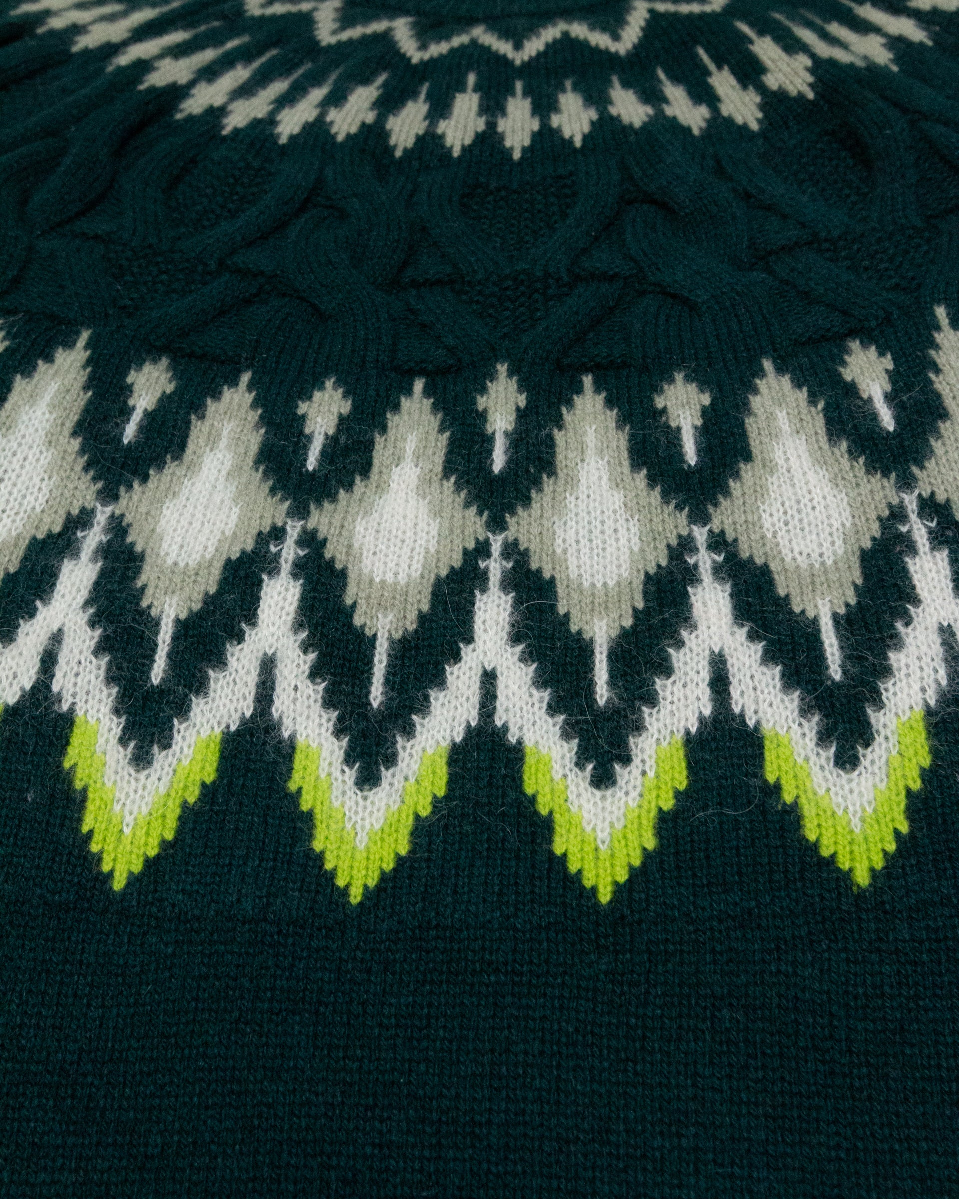 Maglia girocollo in lana misto alpaca e cashmere con jacquard Norvegese. Verde - Verde Bottiglia