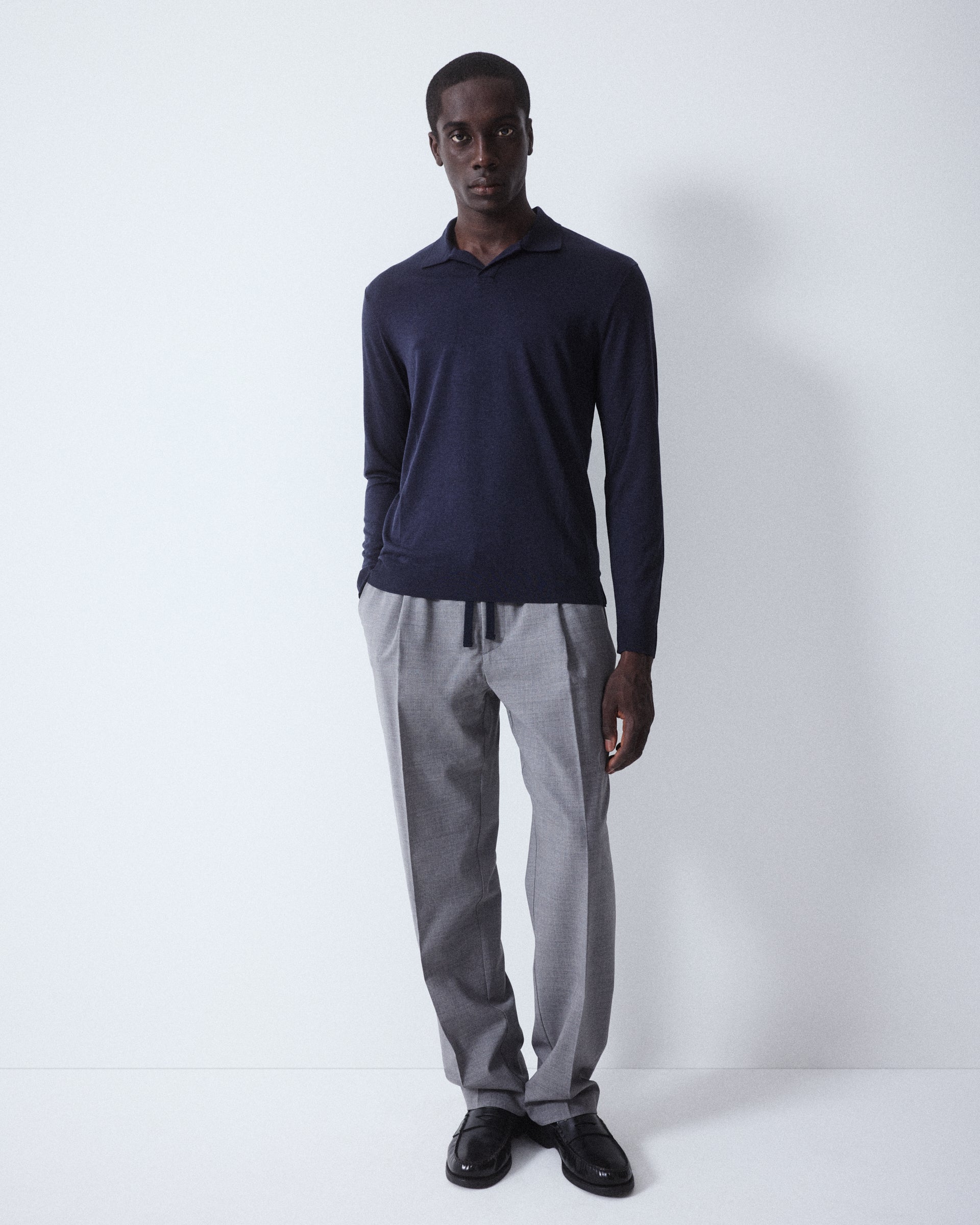 Polo collo aperto Pierre in jersey di lyocell misto cotone. Blu - Navy